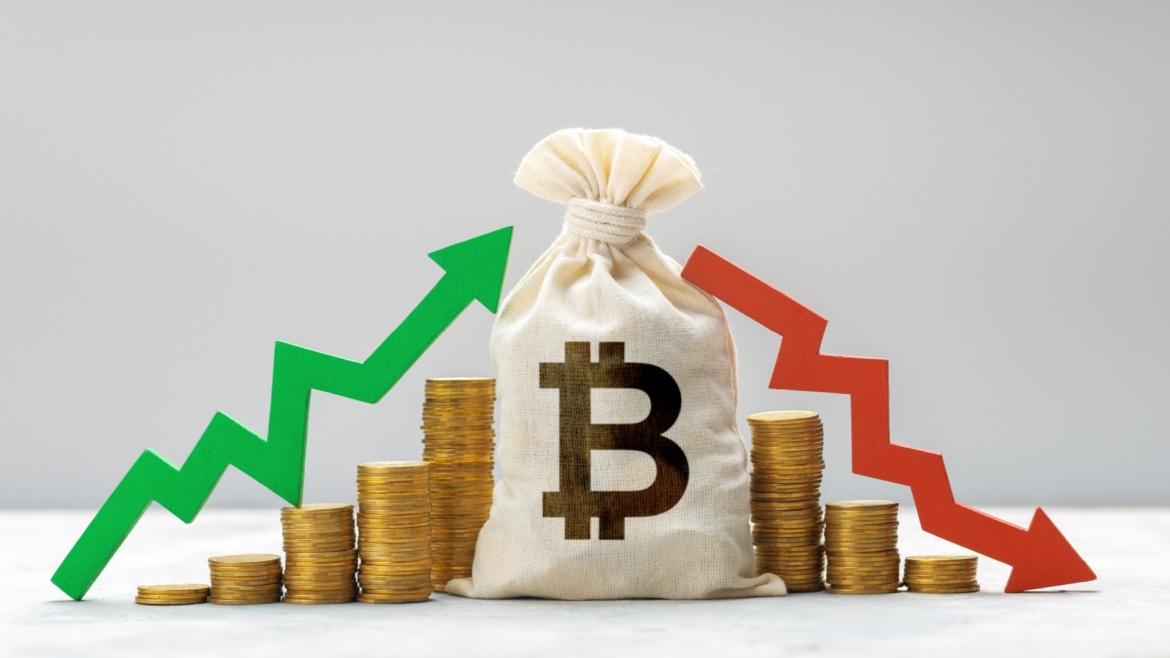 Bitcoin’de 52.000 Dolar Alarmı: Yatırımcılar En Kötü Senaryo İçin Pozisyon Alıyor