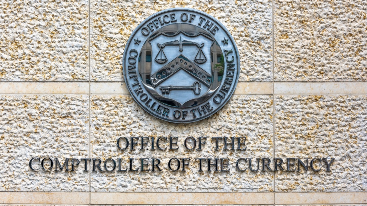 Trump Destekli Stablecoin Şirketi Koşullu Banka Onayı Aldı: Rezervleri Bankada Saklanabilir