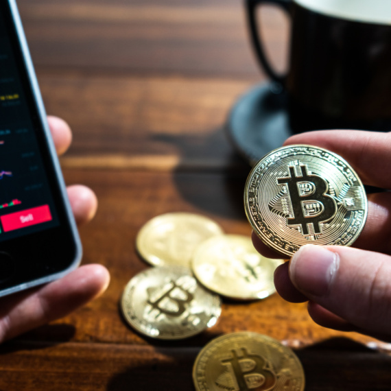 Bitcoin’de Ayıların Hamlesi: 5.375 BTC’lik Short Pozisyon Kritik Seviyelerde
