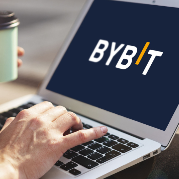 Bir Kripto Borsası Avrupa’da IBAN’lı Hesapla Maaş Alıp Fatura Ödemeye Hazırlanıyor