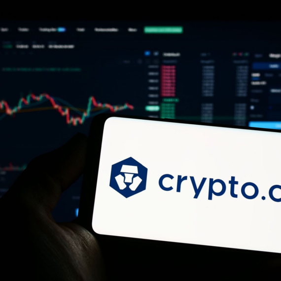 Trend Devam Ediyor: Dev Borsa AI Sebebiyle Şirketin Yüzde 12’si İle Yolları Ayırdı