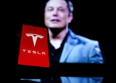 Musk’ın Tanıtımı Sonrası Tesla İşlemleri Kriptoya Taştı: Saatlik Hacim Yaklaşık 17 Katına Çıktı!