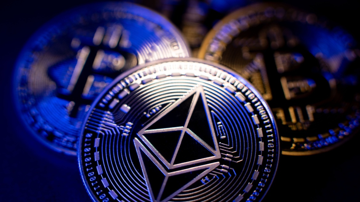 Bitcoin ve Altcoinler Ne Durumda: Piyasalara Genel Bakış (12 Temmuz)