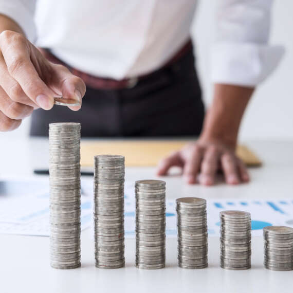 4 Milyar Dolarlık Stablecoin İçin Yeni Plan: Getiri Hisse İşlemlerinde Aranacak