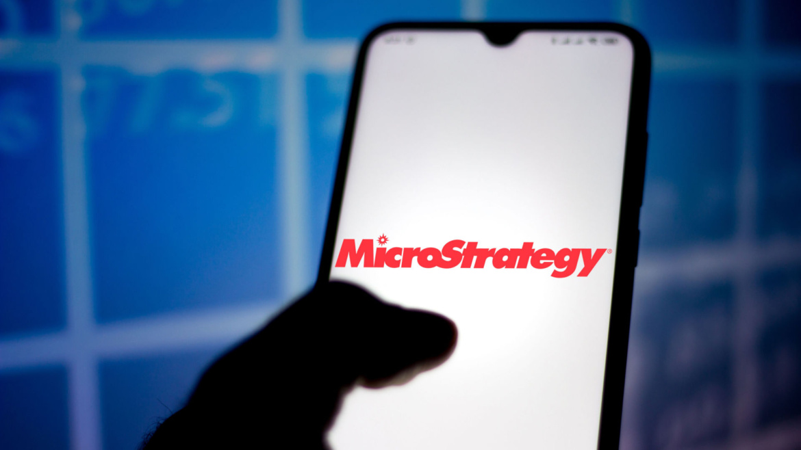 MicroStrategy’de ‘Asla Satma’ Devri Kapanıyor mu? Dev Şirkete Kritik Bitcoin Uyarısı