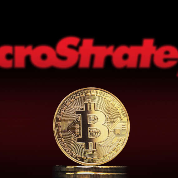 Michael Saylor MSTR’nin İkinci Yılını Paylaştı: Bitcoin’i Neredeyse İkiye Katladı