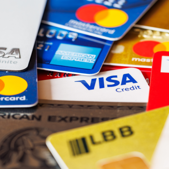 Visa ve Mastercard’ın Tahtı Sallanıyor: 1,5 Katrilyon Dolarlık Dev Rakip Kapıda