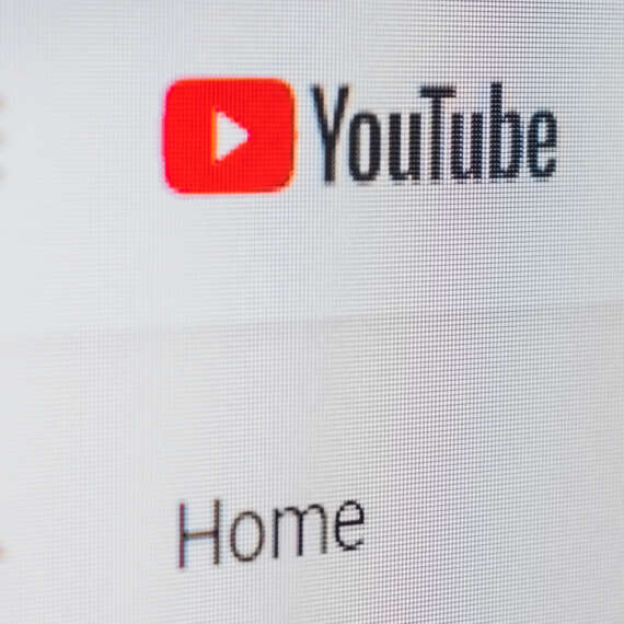YouTube Kurucusu Memecoin’i Destekledi, Fiyat 2x Yaptı